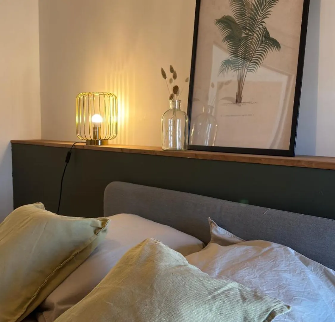 Le Granier Location Apartment Robion en Luberon