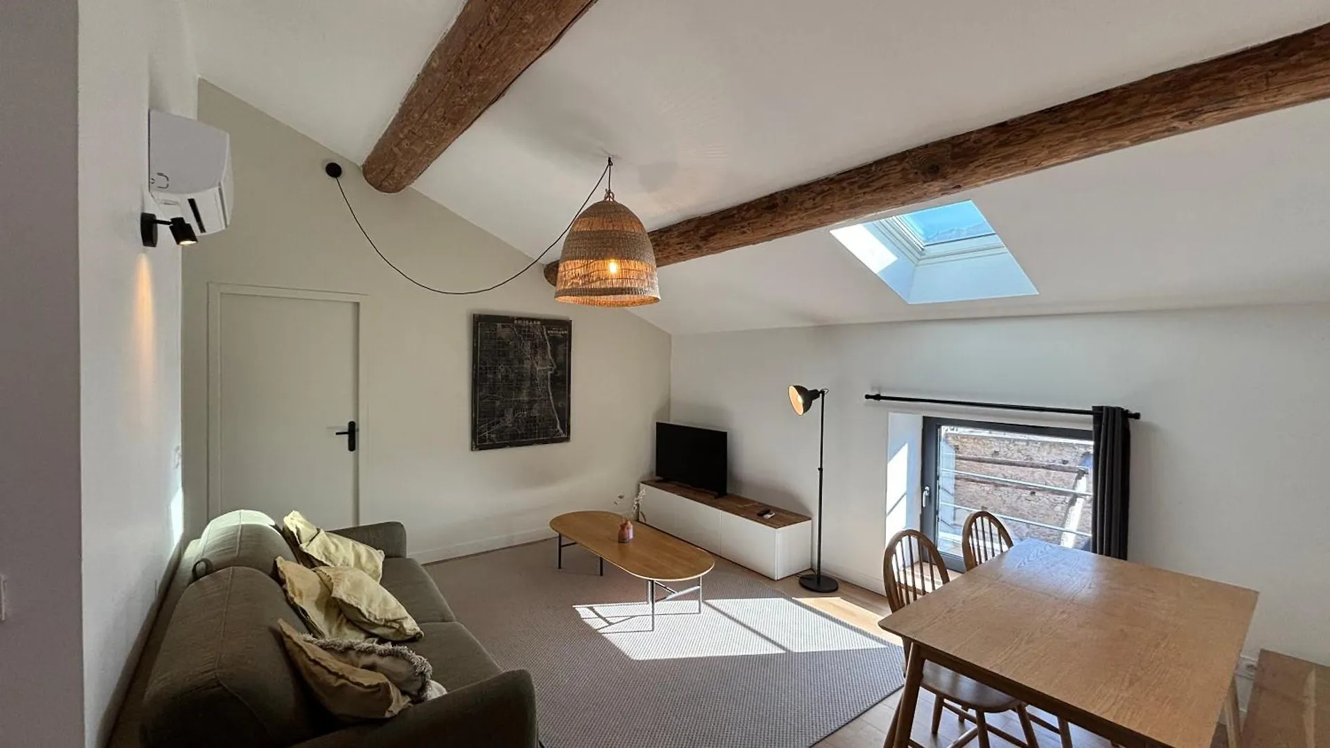 Le Granier Location Apartment Robion en Luberon